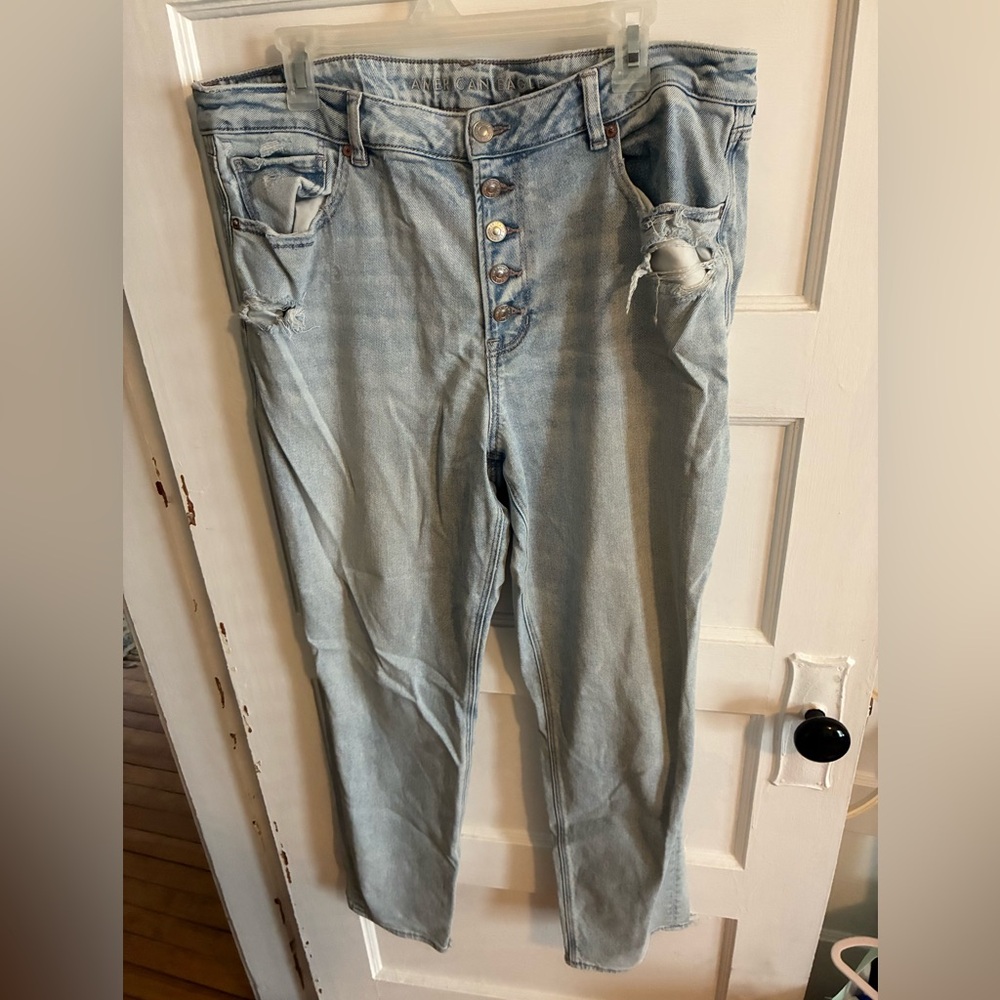 Sz 18 American Eagle Outfitters Long Light Blue Stretch Mom Jeans